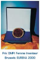 เหรียญรางวัล  Prix OMPI Femme Inventure Brussels EUREKA 2000 พร้อมประกาศนียบัตร